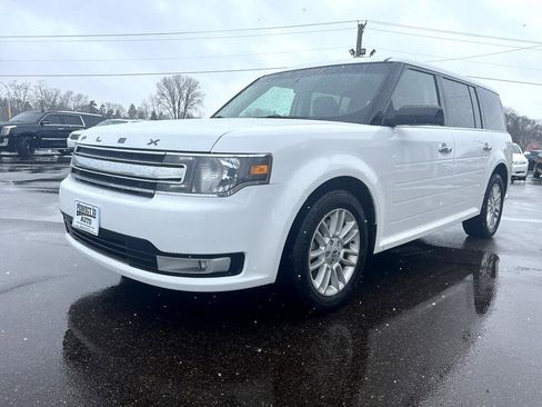 Used 2019 Ford Flex SEL image 18