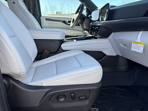 New 2026 Chevrolet Tahoe Premier image 12