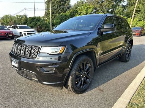 Certified 2020 Jeep Grand Cherokee Altitude image 4