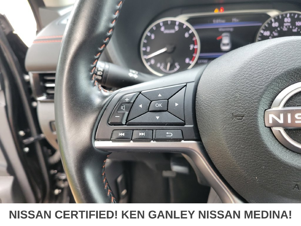 Certified 2025 Nissan Sentra SR FWD image 31