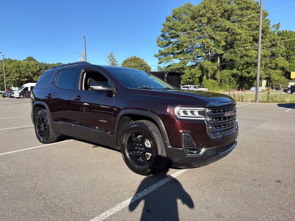 Used 2021 GMC Acadia AT4 w/ Technology Package AWD/4WD image 4