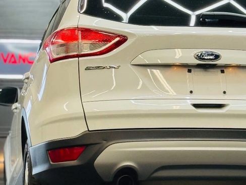 Used 2014 Ford Escape SE AWD/4WD image 13