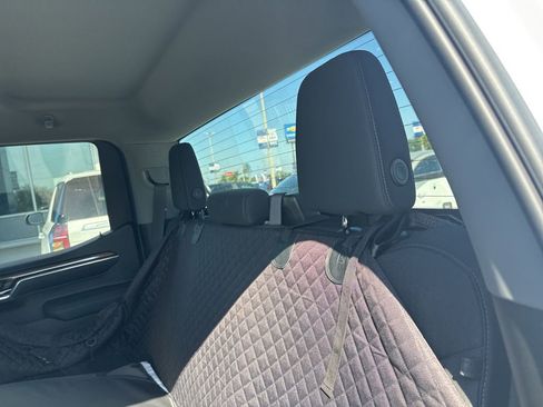 Used 2023 Chevrolet Silverado 1500 LT image 13