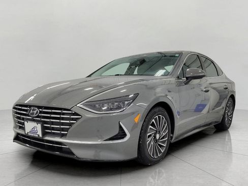 Used 2023 Hyundai Sonata Limited w/ Cargo Package image 13