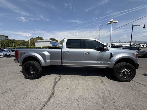 Used 2022 Ford F450 Lariat w/ Lariat Ultimate Package AWD/4WD image 5