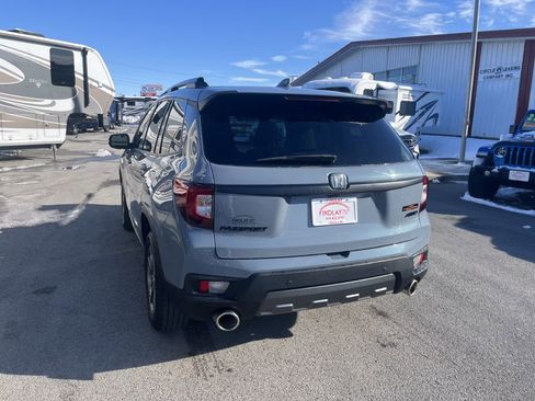 Used 2022 Honda Passport TrailSport image 8