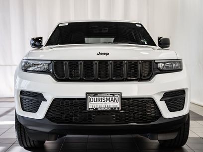 New 2025 Jeep Grand Cherokee Altitude