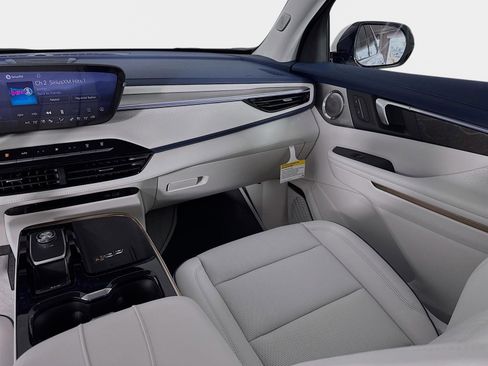 New 2026 Buick Enclave Avenir image 26