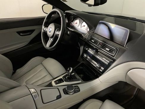Used 2017 BMW M6 Coupe RWD image 30