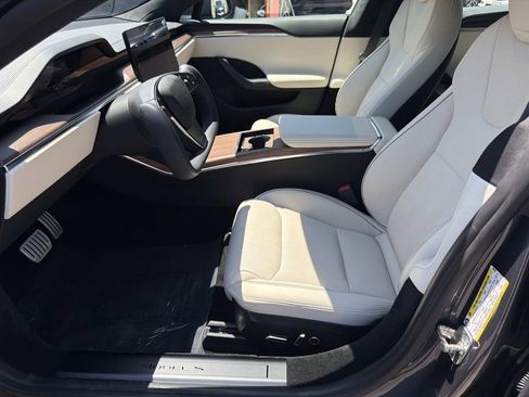 Used 2021 Tesla Model S Plaid AWD/4WD image 19