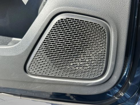 Used 2021 Mercedes-Benz A 220 w/ Premium Package image 27