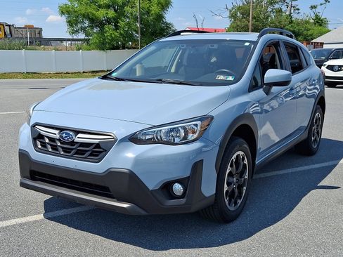 Used 2021 Subaru Crosstrek 2.0i Premium w/ Moonroof Package AWD/4WD image 3