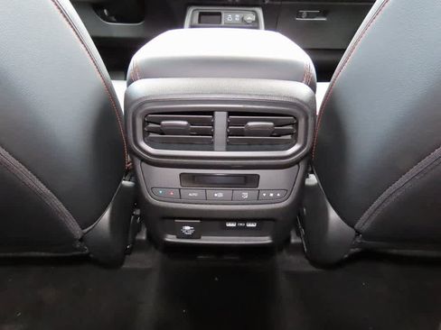 New 2025 Honda Pilot TrailSport image 25