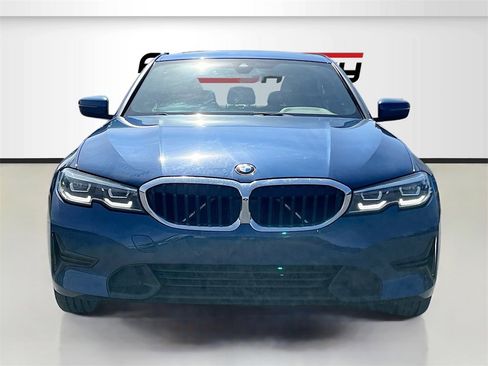 Used 2021 BMW 330i Sedan w/ Convenience Package image 2