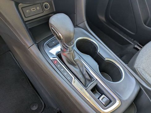 Used 2022 Chevrolet Equinox LT image 20