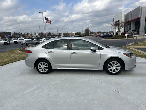 Certified 2024 Toyota Corolla LE image 11