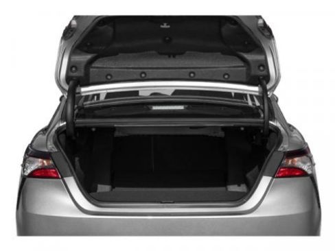 Used 2022 Toyota Camry SE FWD image 11