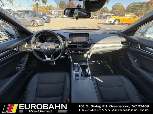 Used 2020 Honda Accord Sport image 18