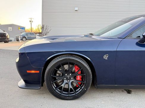 Used 2015 Dodge Challenger SRT Hellcat image 17