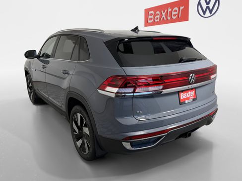 New 2026 Volkswagen Atlas Cross Sport SE AWD/4WD image 5