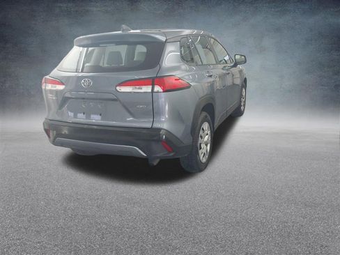 Used 2023 Toyota Corolla Cross L image 3