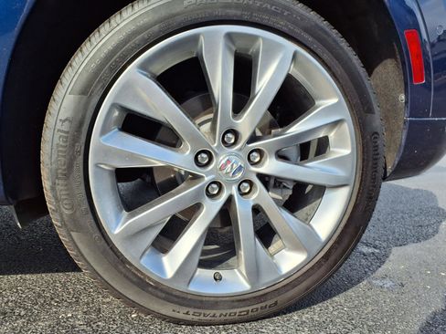 Used 2023 Buick Envision Avenir AWD/4WD image 38
