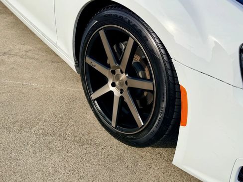Used 2013 Chrysler 300 S RWD image 24