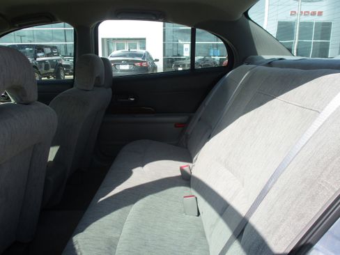 Used 2005 Buick Le Sabre Custom w/ Wheel And Sound Package image 14
