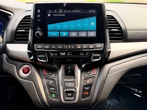 Used 2023 Honda Odyssey Sport image 31