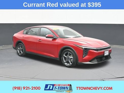 Used 2025 Kia K4 FWD image 1