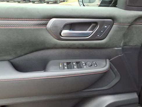 New 2026 Nissan Armada NISMO image 5