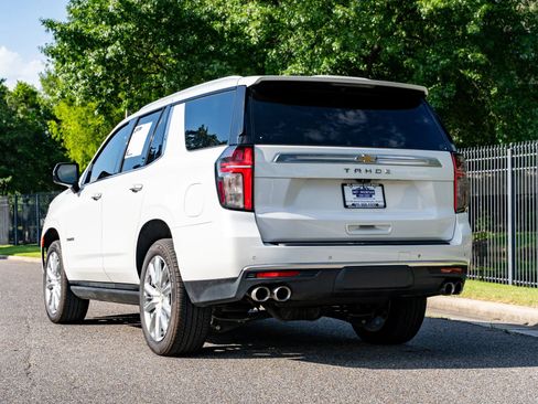 Used 2021 Chevrolet Tahoe High Country w/ Premium Package AWD/4WD image 7