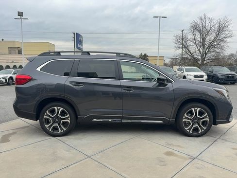 Certified 2025 Subaru Ascent Limited w/ Popular Package #2 image 5