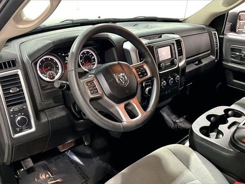 Used 2023 RAM 1500 Classic SLT image 18