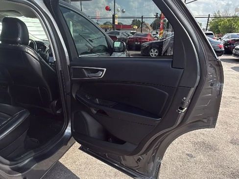 Used 2023 Ford Edge SEL AWD/4WD image 34