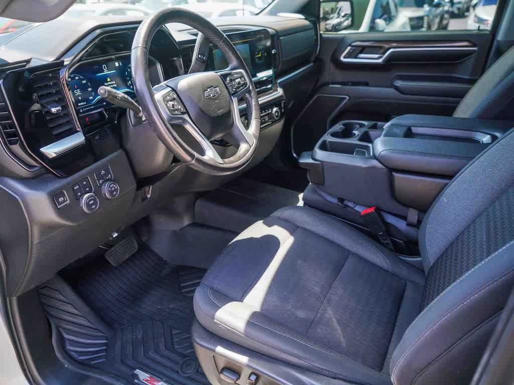 Used 2022 Chevrolet Silverado 1500 RST AWD/4WD image 16