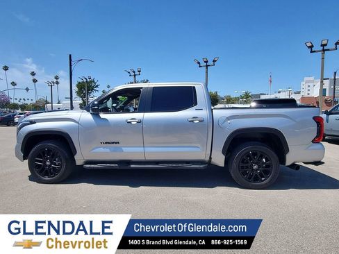 Used 2025 Toyota Tundra Limited AWD/4WD image 15