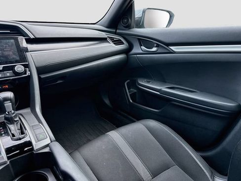 Used 2019 Honda Civic Sport image 24