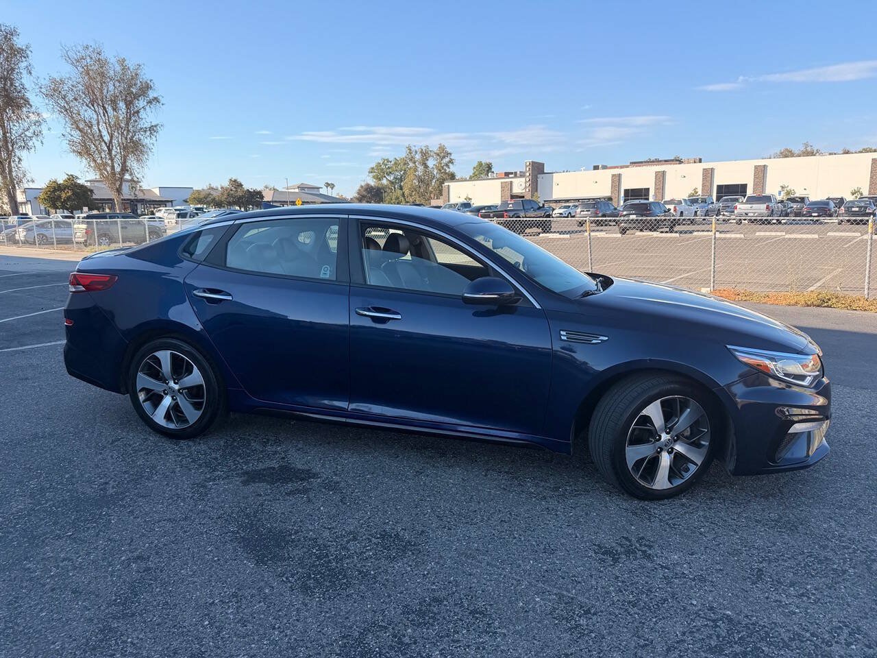 Used 2020 Kia Optima S FWD image 6