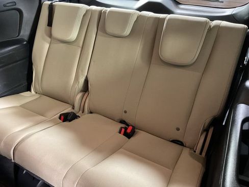 Used 2024 Subaru Ascent Premium w/ Convenience Package AWD/4WD image 22