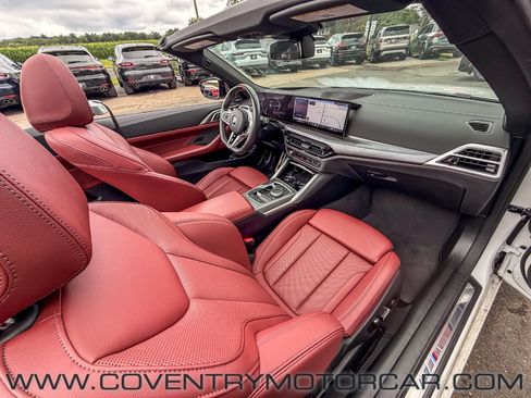 Used 2025 BMW 440i xDrive Convertible AWD/4WD image 32