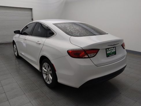 Used 2016 Chrysler 200 Touring image 5