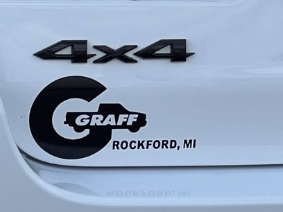Used 2023 Jeep Grand Cherokee Altitude