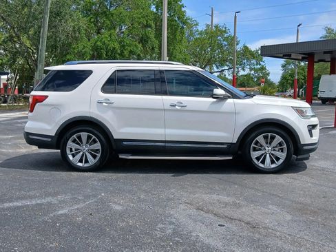 Used 2018 Ford Explorer Limited image 4
