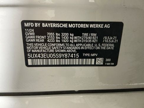 Certified 2025 BMW X5 xDrive50e w/ M Sport Package AWD/4WD image 32