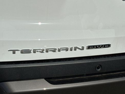 New 2026 GMC Terrain Elevation AWD/4WD image 10