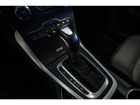 Used 2016 Ford Edge SEL w/ Equipment Group 201A FWD image 19