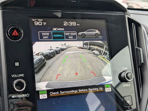 New 2025 Subaru Crosstrek 2.5i Limited w/ Popular Package #3A image 17