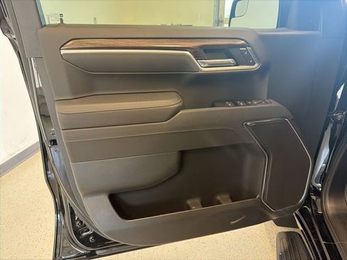 New 2026 Chevrolet Silverado 1500 LT w/ Z71 Off-Road Package image 16