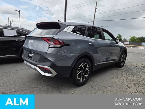 Used 2025 Kia Sportage LX FWD image 12